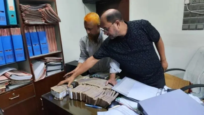 বিদেশে পাচার হওয়া টাকা ফেরাতে বড় অভিযান